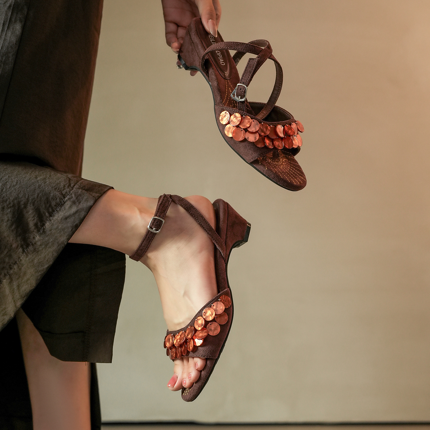 Crape Myrtle Italian Classic Sequin Open Toe Sandals for Women Summer New Style Versatile Commuter Kitten Heel Sandals - Image 3