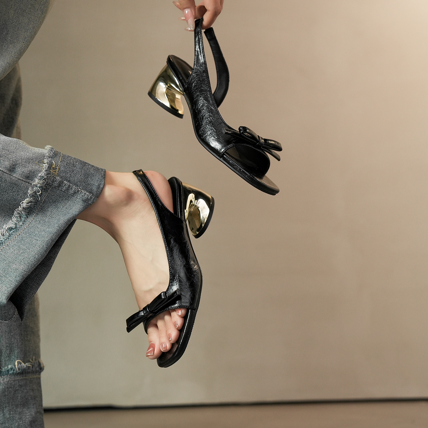 French Bow Sandals for Women Spring New Fashion Versatile Unique Heel High Heel Sandals - Image 4