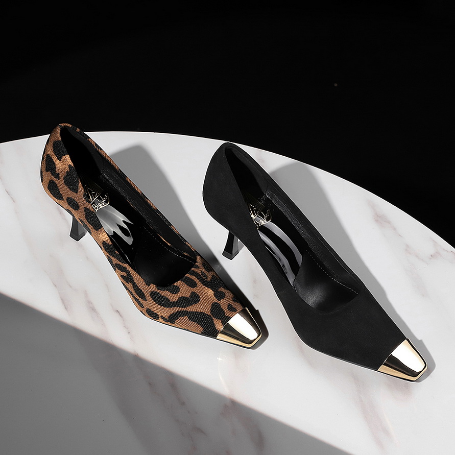 French Style Classic Leopard Print Black Pointed Toe Kitten Heel Suede Women's Shoes - Image 3