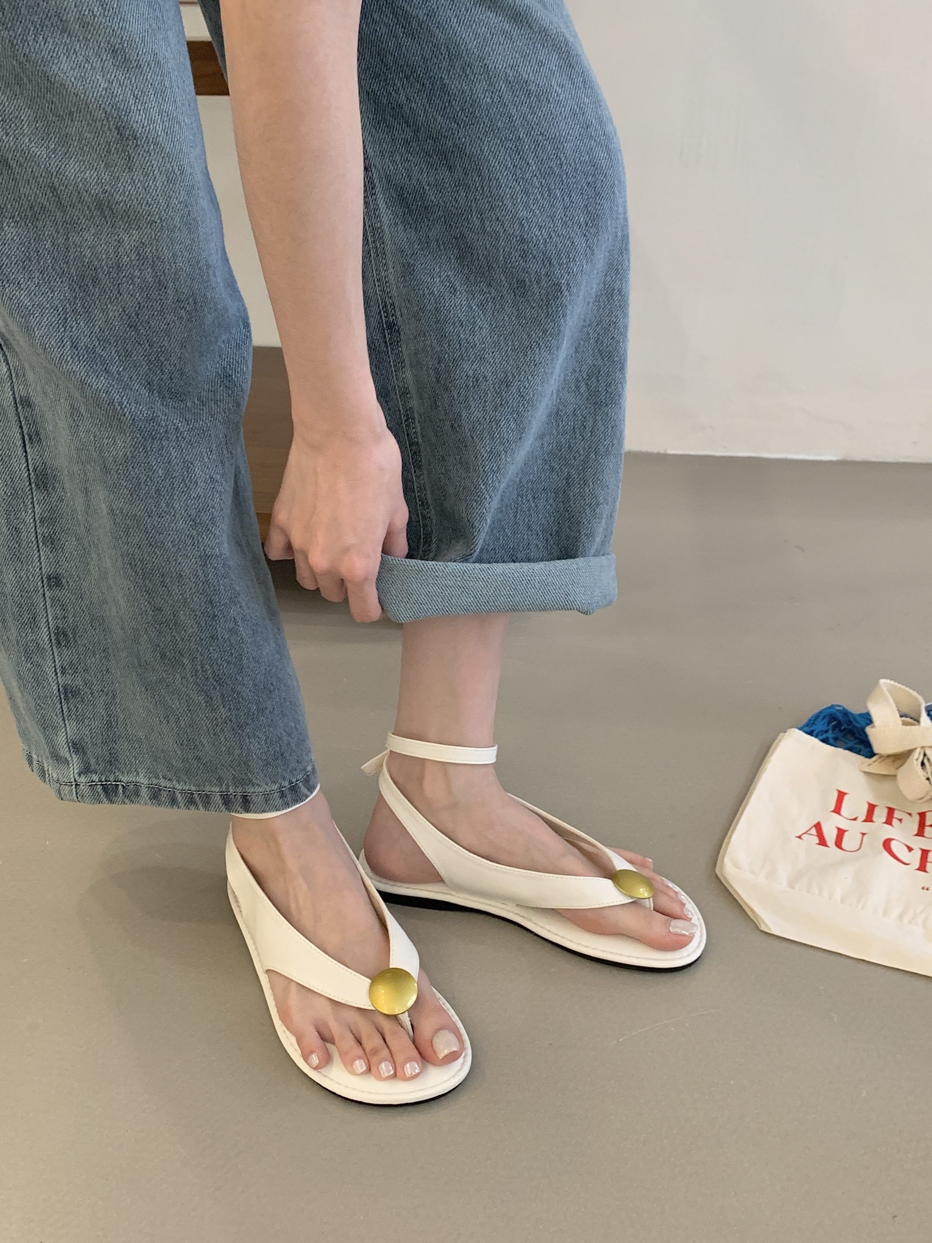 French Style Women's Summer Sandals 2026 New Flat Toe Separator Flip Flops Roman Sandals with Dresses - Image 4